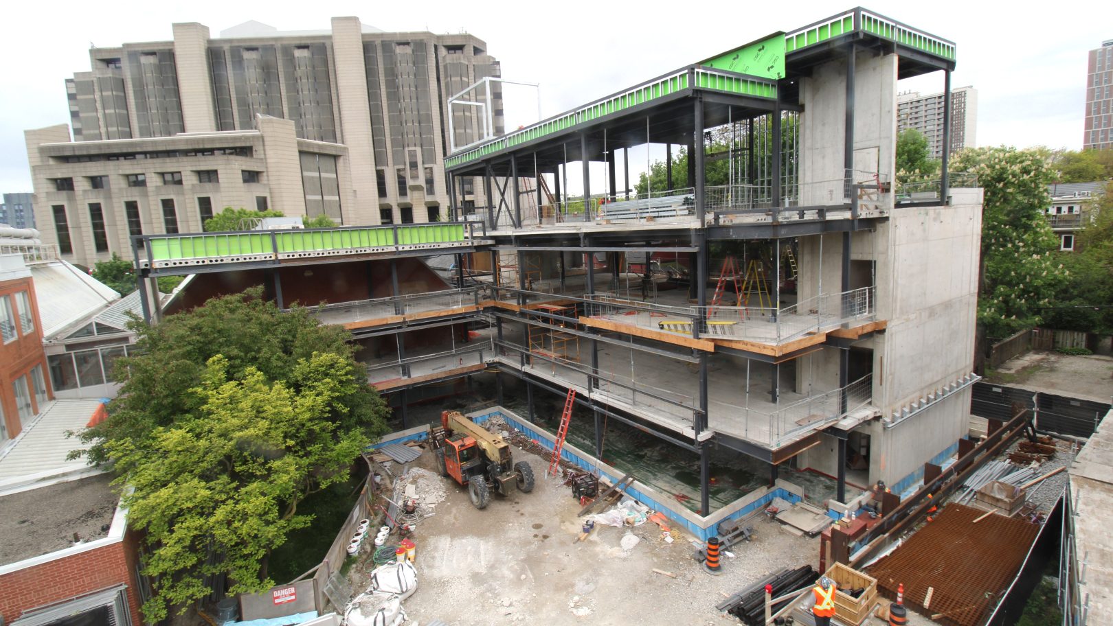 bird's-eye photo of construction site